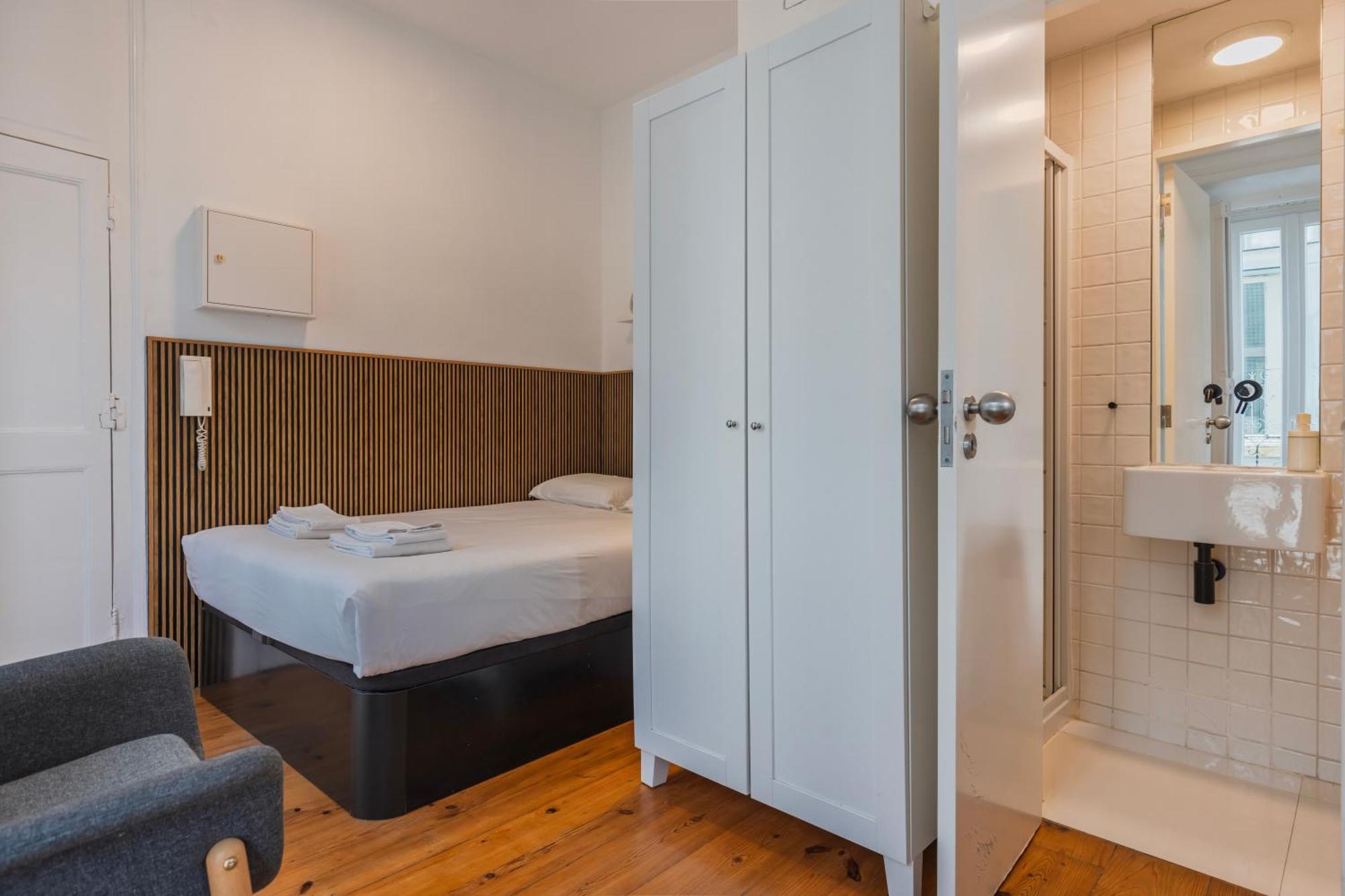 Apartment Madragoa Lisbon